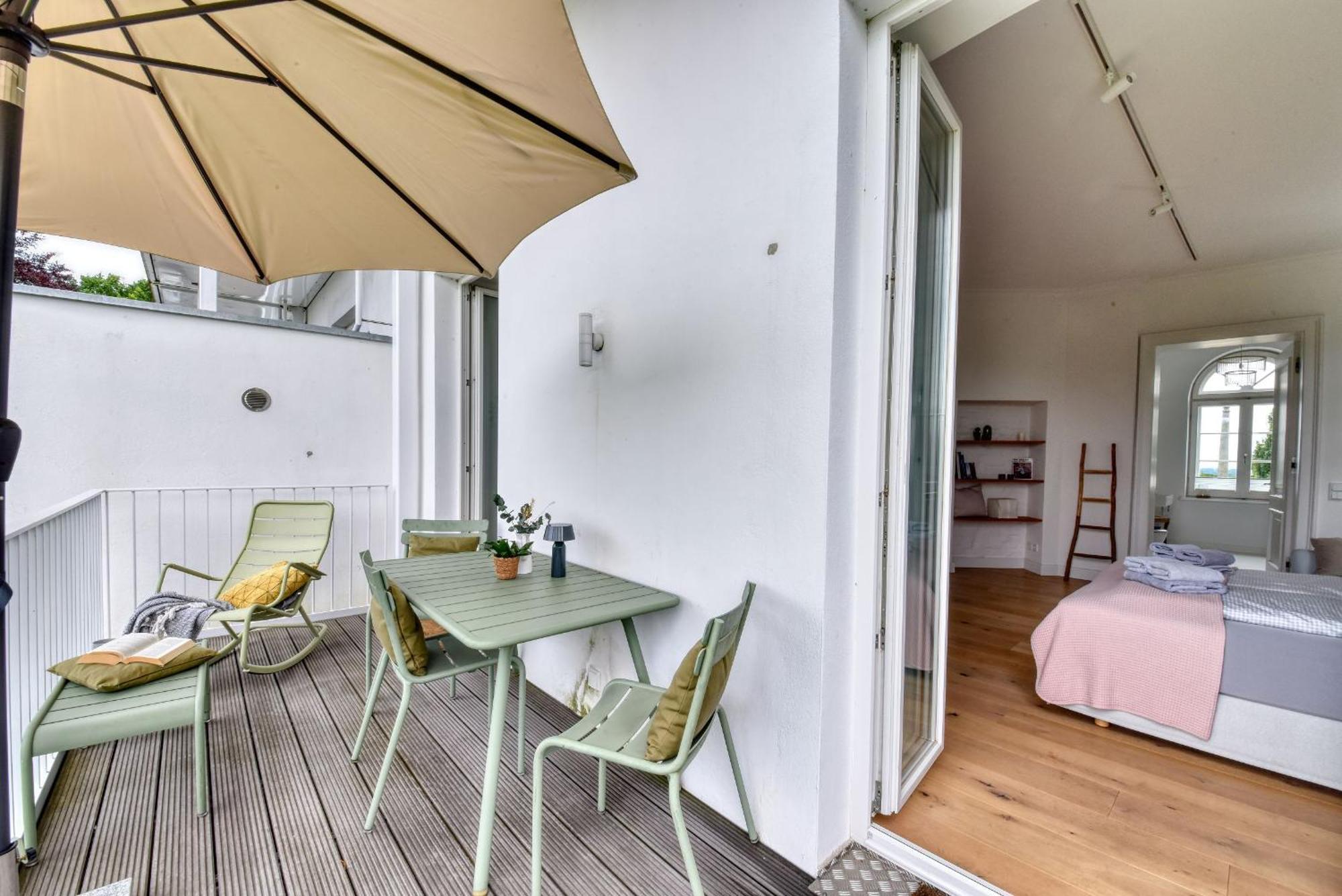 Ferienwohnung Fuerst Malte Loft I Design & Pool Putbus Dış mekan fotoğraf